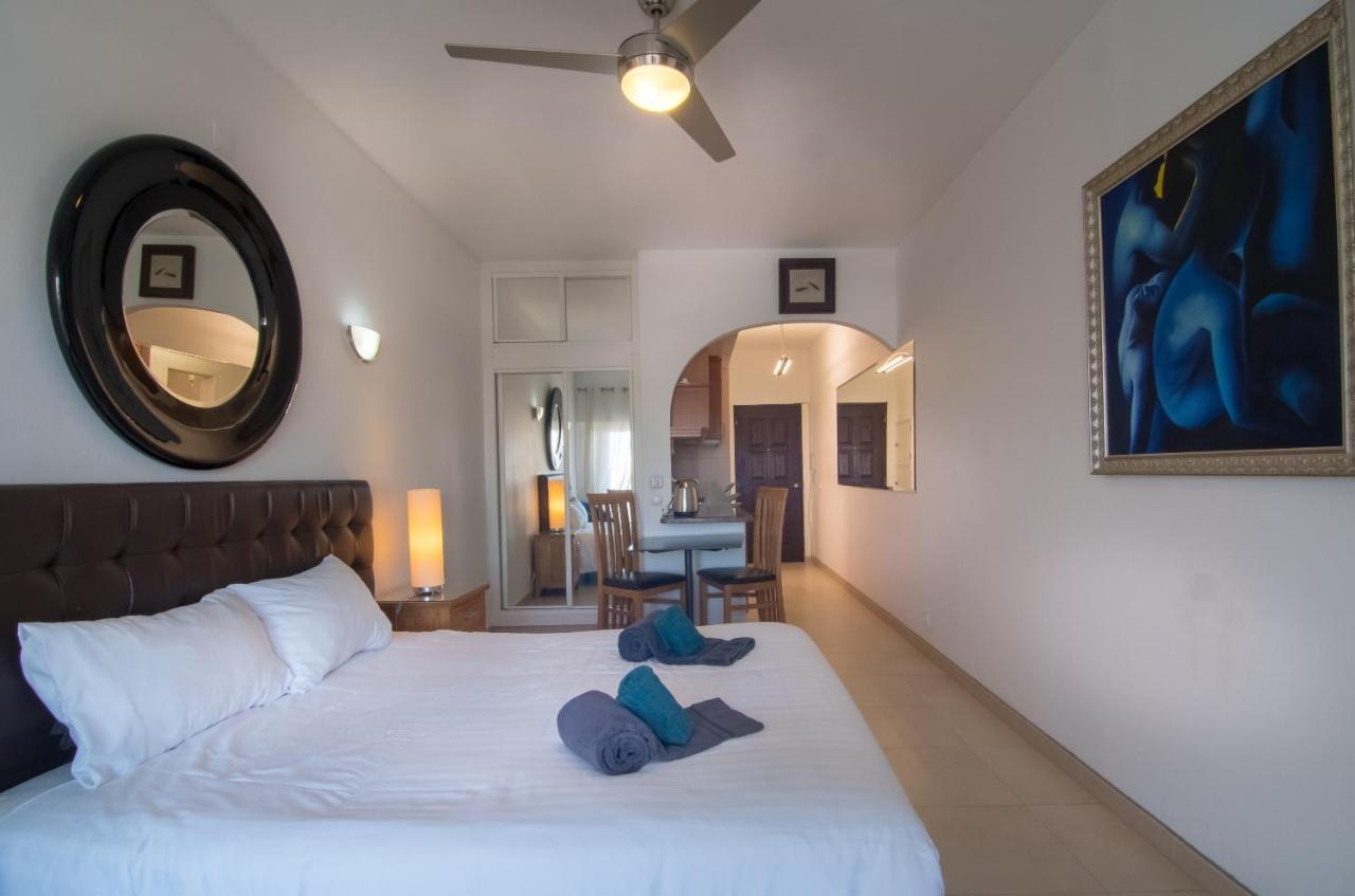 Lagos Main Avenue Studio With Marina View Balcony Ngoại thất bức ảnh